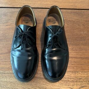 Doc Marten’s Archie II Smooth Leather Lace Up Shoes